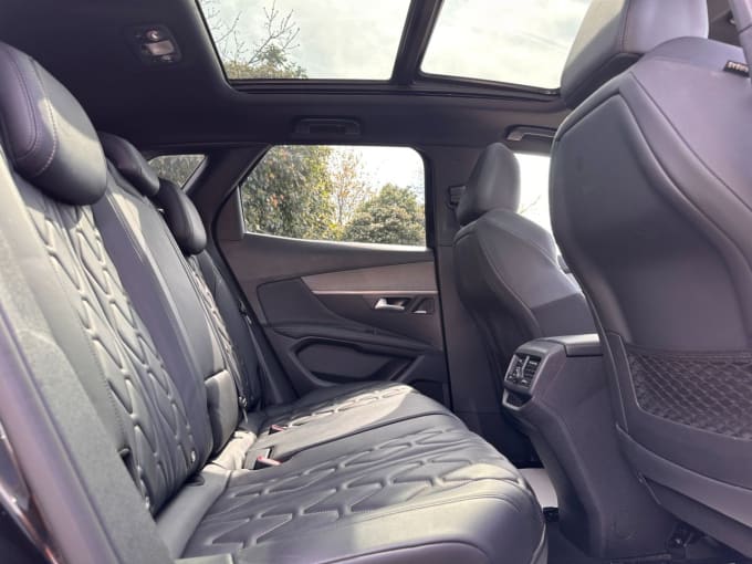 2025 Peugeot 3008