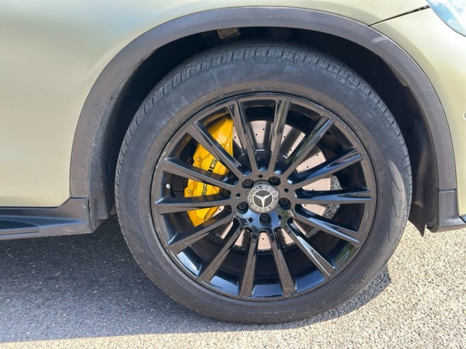 2025 Mercedes-benz Glc