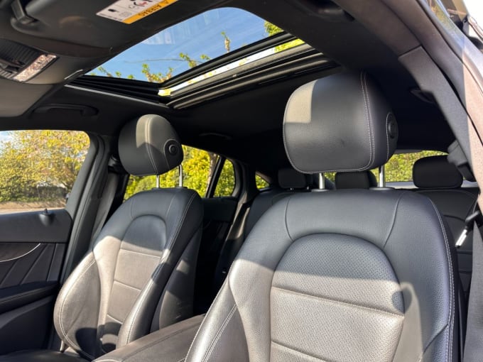 2025 Mercedes-benz Glc