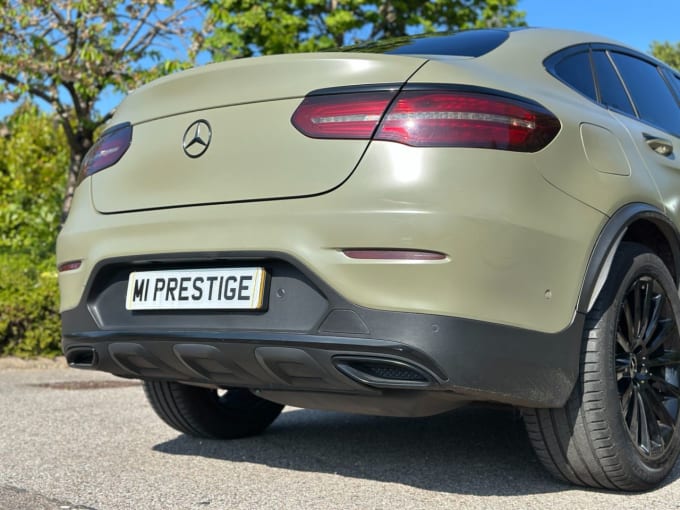 2025 Mercedes-benz Glc