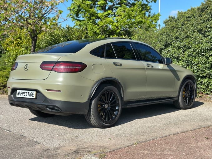 2025 Mercedes-benz Glc
