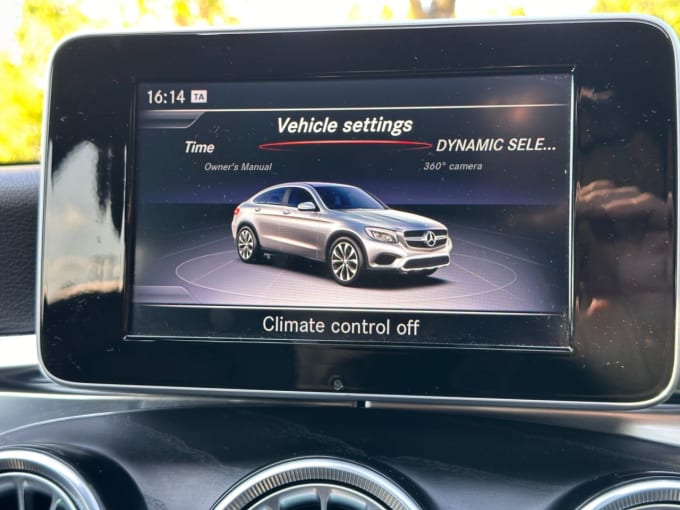 2025 Mercedes-benz Glc