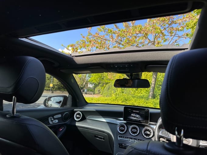 2025 Mercedes-benz Glc