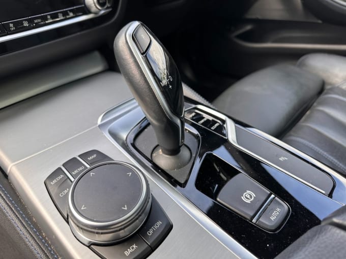 2025 BMW 5 Series