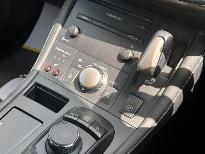 2025 Lexus Ct
