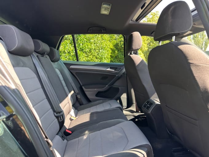 2025 Volkswagen Golf