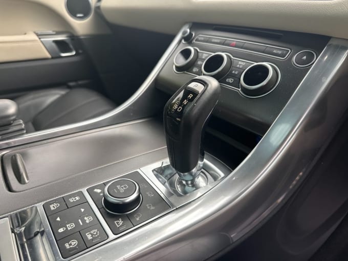 2025 Land Rover Range Rover Sport