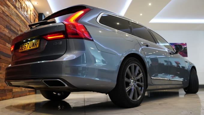 2024 Volvo V90