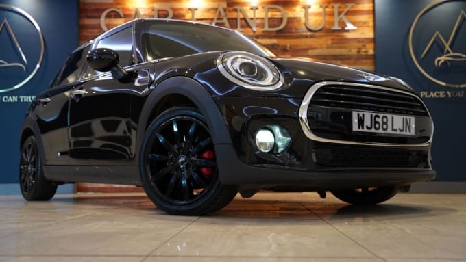 2025 Mini Hatch