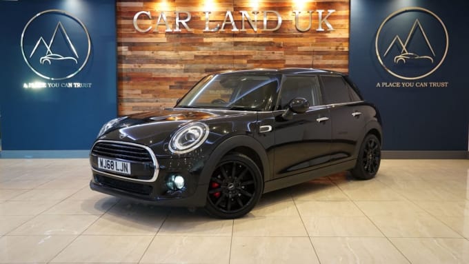 2025 Mini Hatch