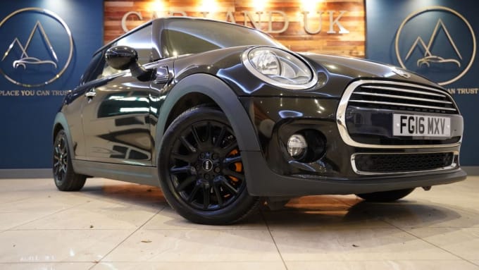 2025 Mini Hatch