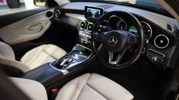 2025 Mercedes-benz C-class