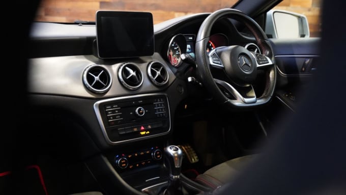 2025 Mercedes-benz Gla