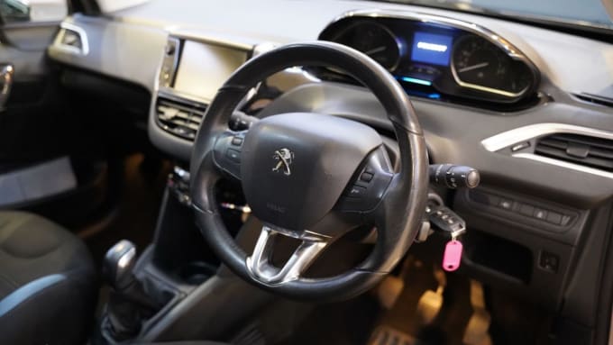 2025 Peugeot 208