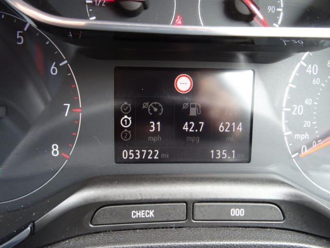 2025 Vauxhall Crossland X