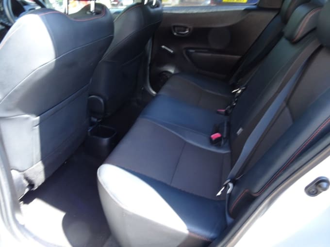 2025 Toyota Yaris