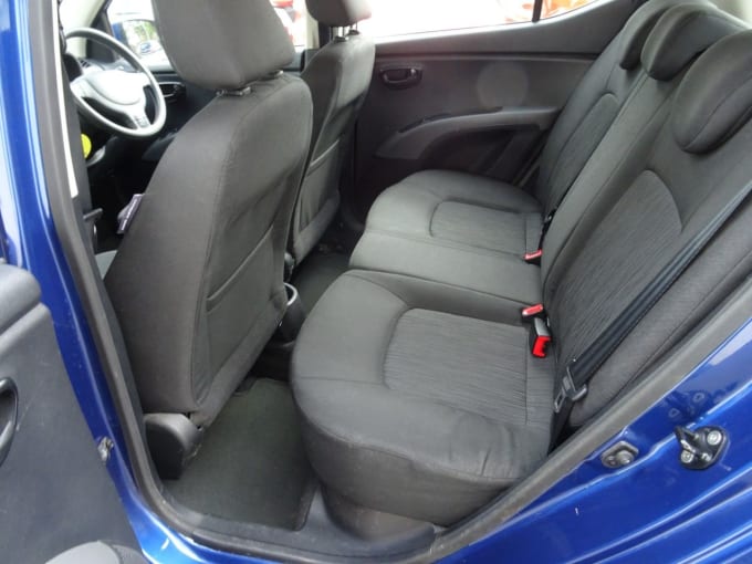 2025 Hyundai I10