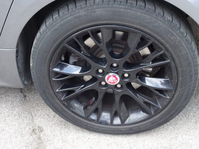 2025 Jaguar Xf
