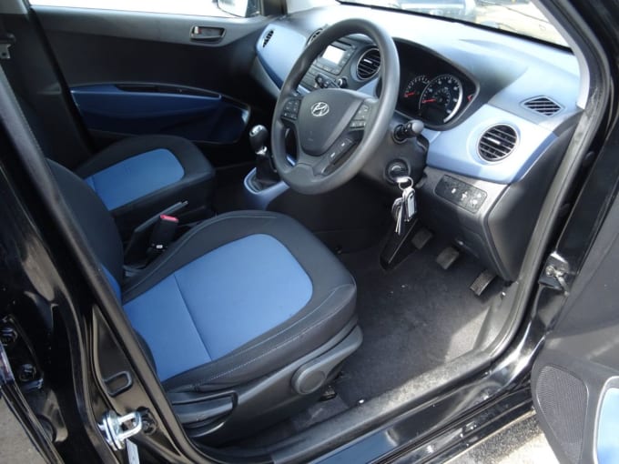 2025 Hyundai I10