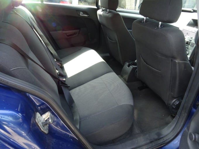 2025 Vauxhall Astra
