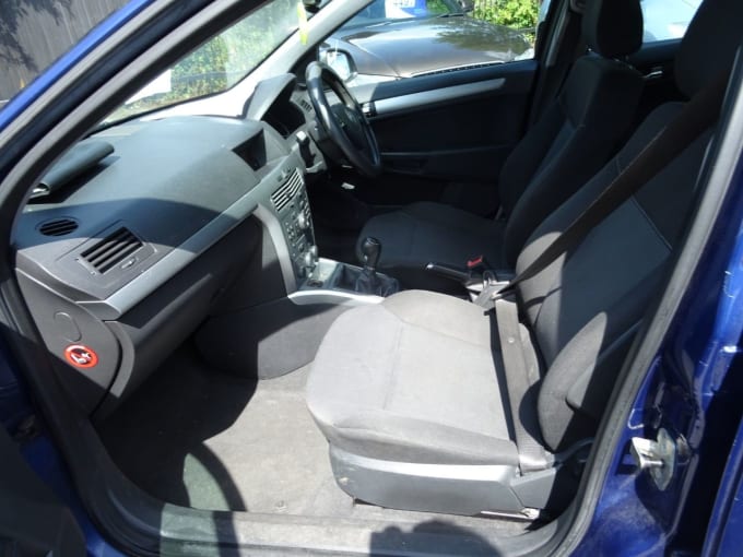 2025 Vauxhall Astra