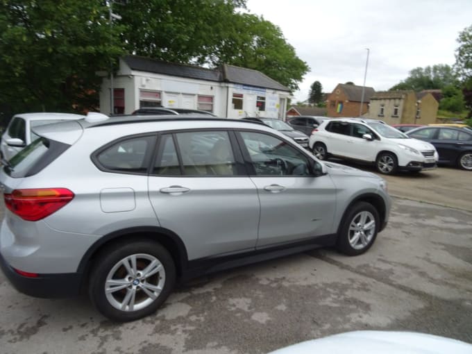 2025 BMW X1