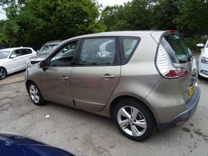 2025 Renault Scenic