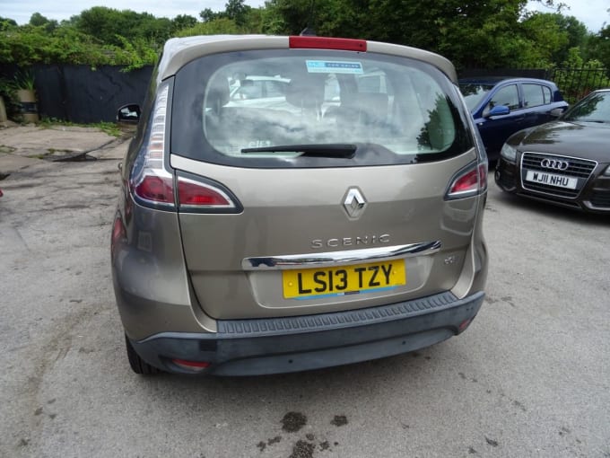 2025 Renault Scenic