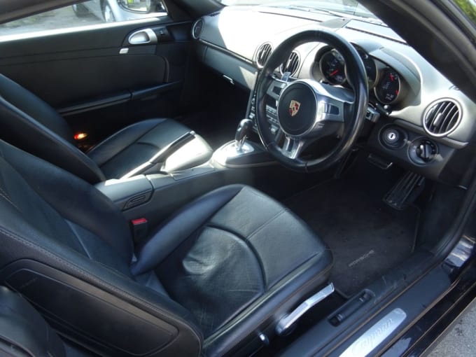 2025 Porsche Cayman