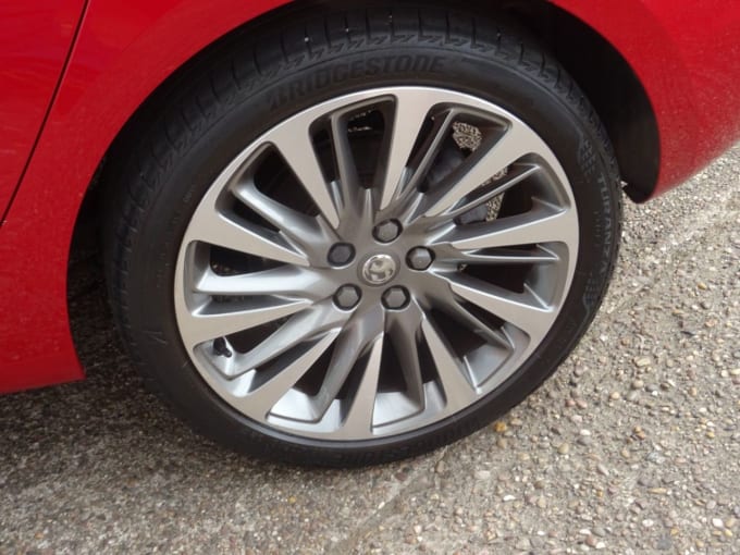 2025 Vauxhall Astra