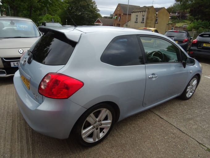 2008 Toyota Auris