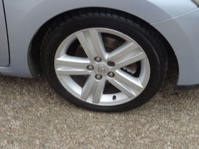 2008 Toyota Auris