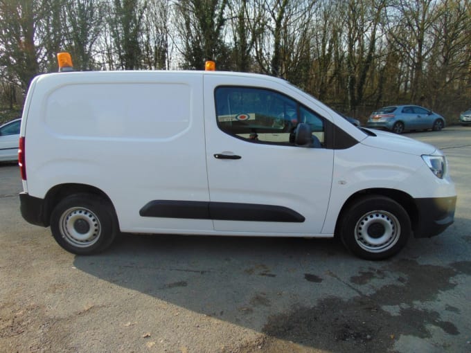 2025 Vauxhall Combo