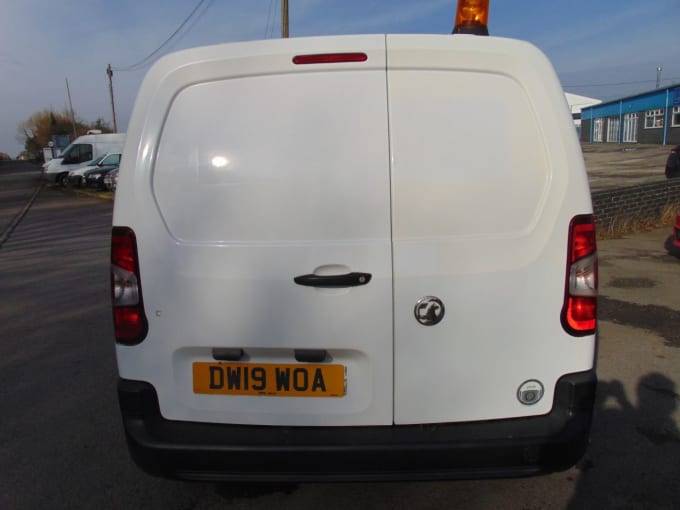 2025 Vauxhall Combo