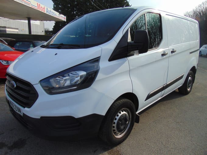 2025 Ford Transit Custom