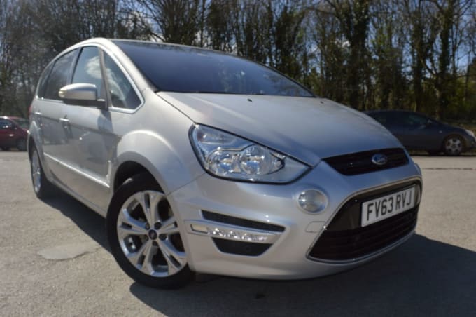 2025 Ford S-max