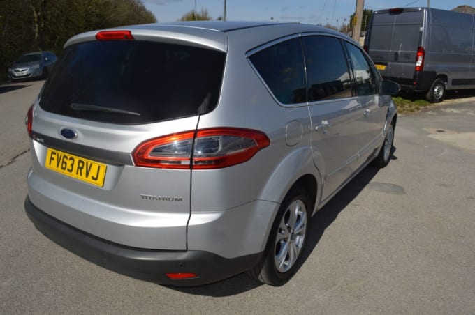 2025 Ford S-max