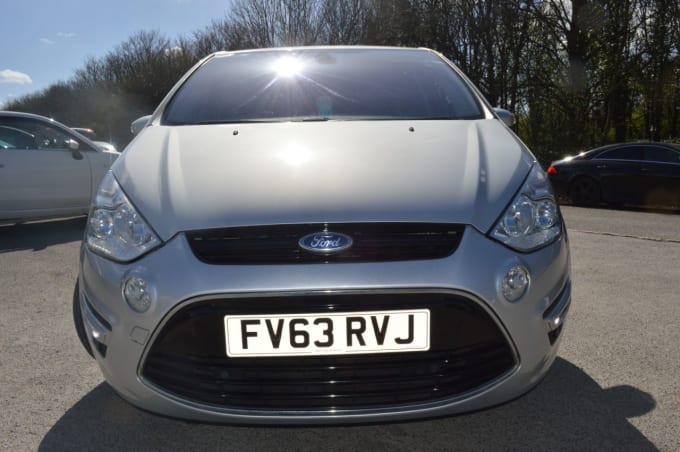 2025 Ford S-max