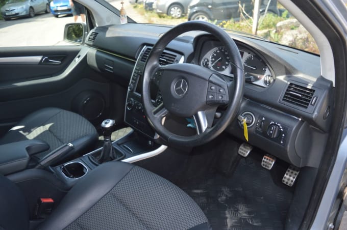 2025 Mercedes-benz B-class