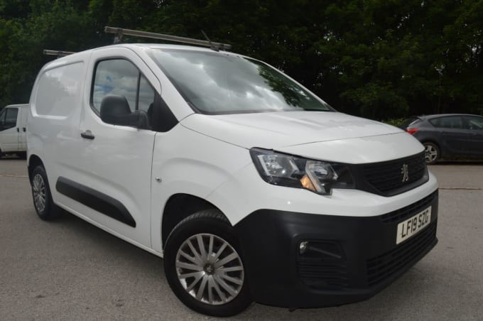 2025 Peugeot Partner
