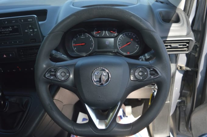 2025 Vauxhall Combo