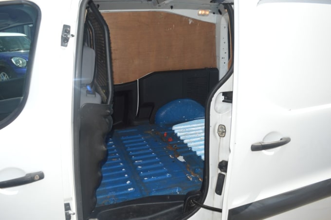 2016 Peugeot Partner