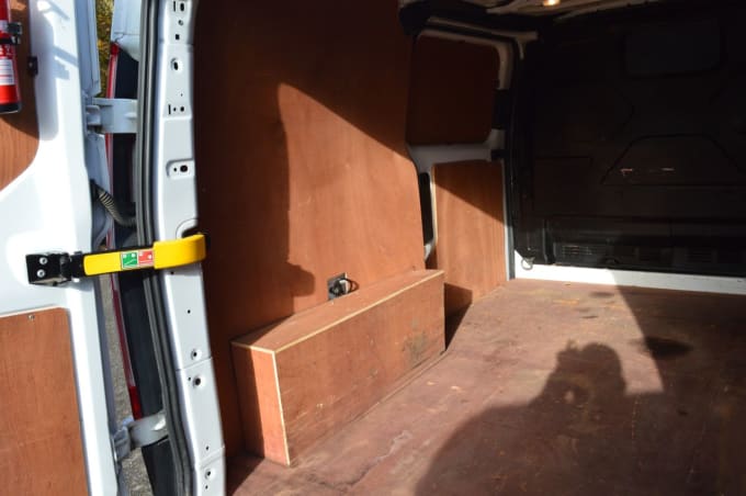 2020 Ford Transit Custom