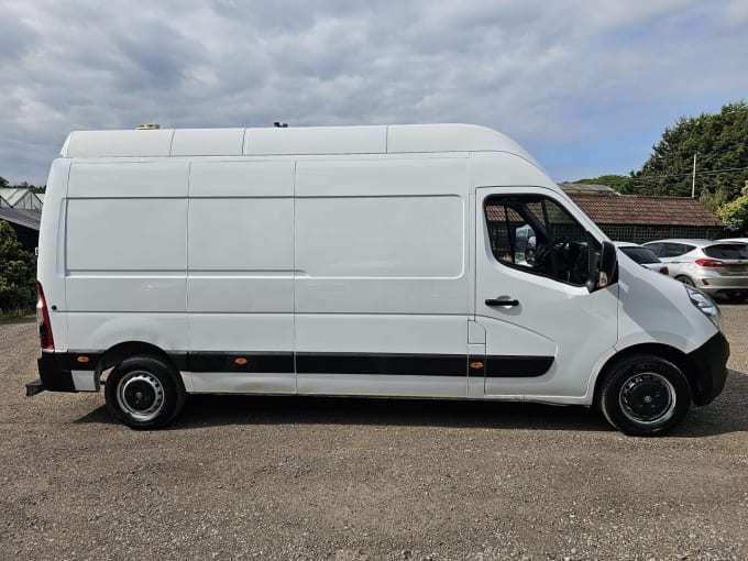 2024 Vauxhall Movano