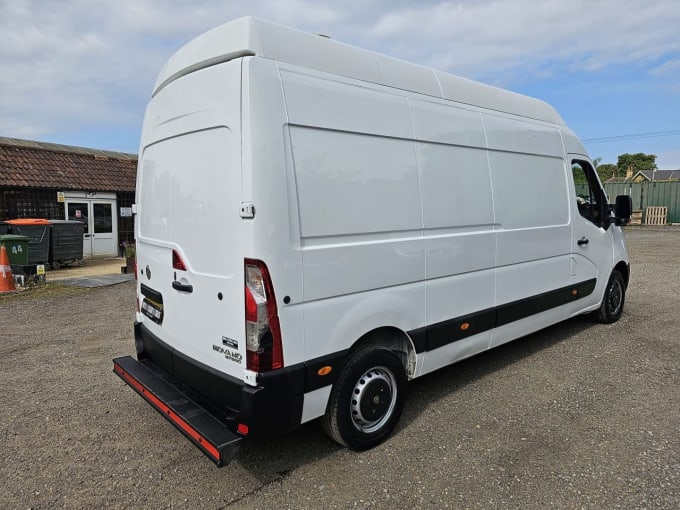 2024 Vauxhall Movano