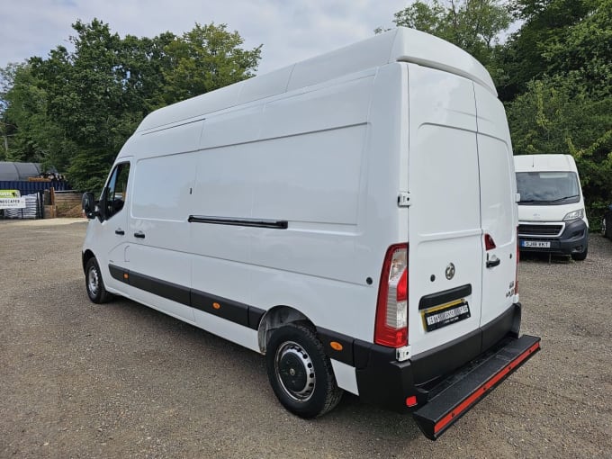 2024 Vauxhall Movano