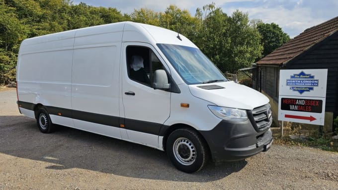 2025 Mercedes-benz Sprinter