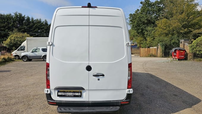 2025 Mercedes-benz Sprinter