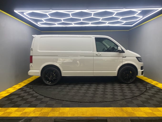 2024 Volkswagen Transporter