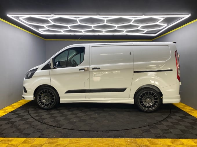 2024 Ford Transit Custom